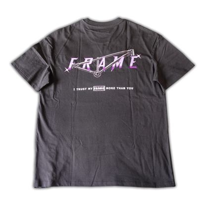 T-shirt Frame